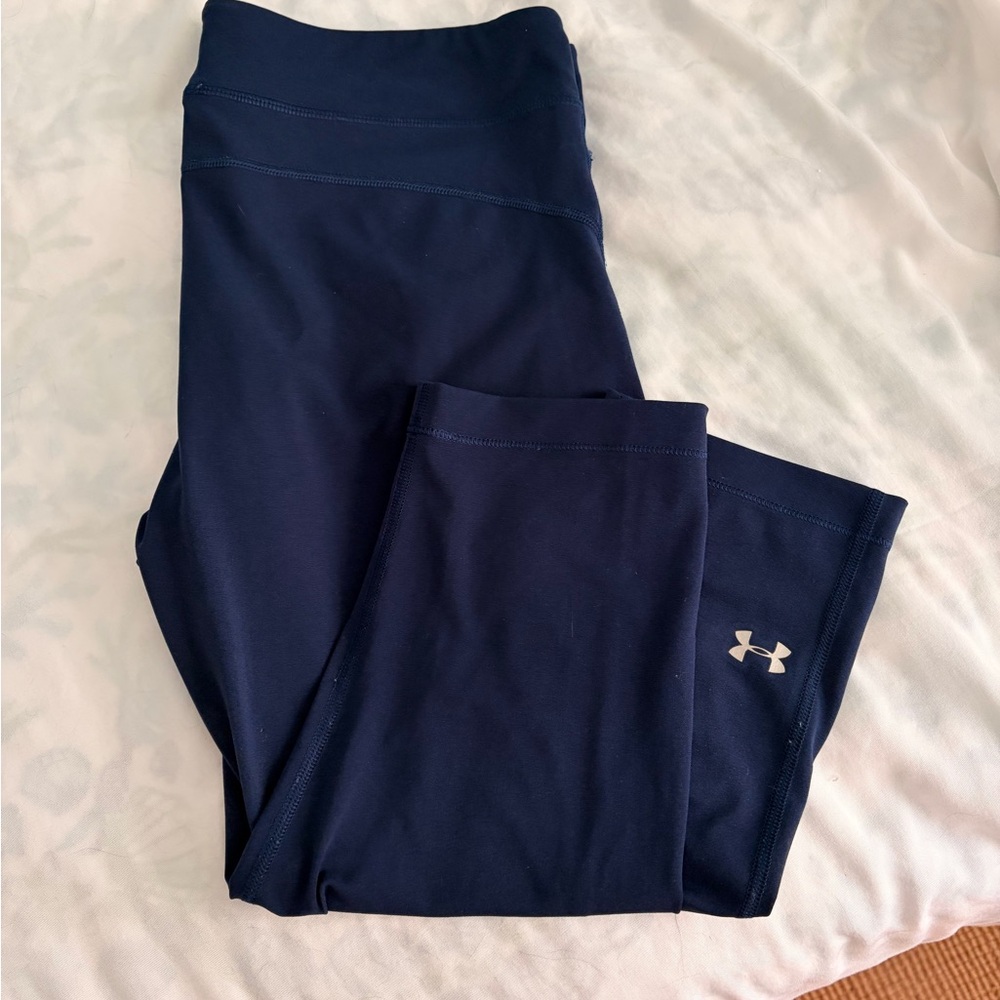Under Armour Cropped Navy Performance Leggings size Large